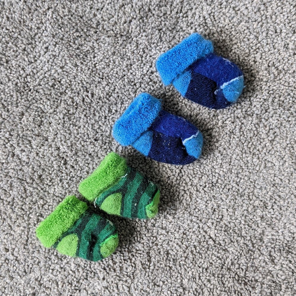 Two pairs smartwool baby socks